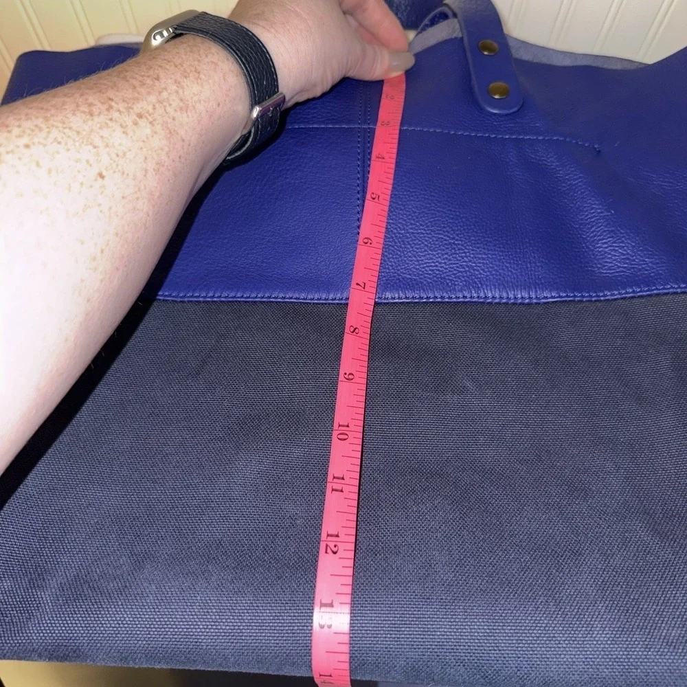 The Unbranded Brand royal blue